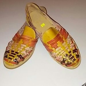 Leather Huaraches// Sandald